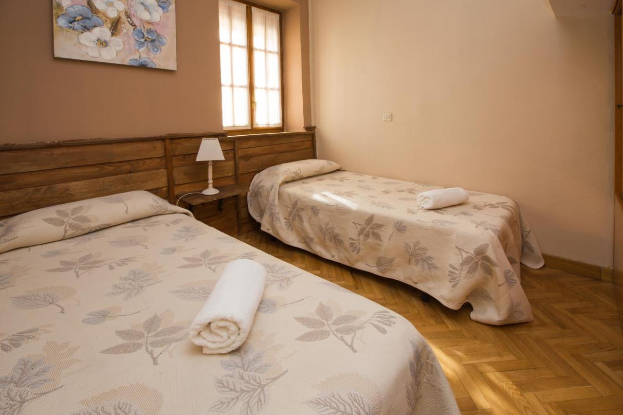 Apartamentos Turisticos Avila Villa Carmen I Bagian luar foto
